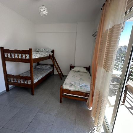 סרנדה Oni'S Apartments מראה חיצוני תמונה