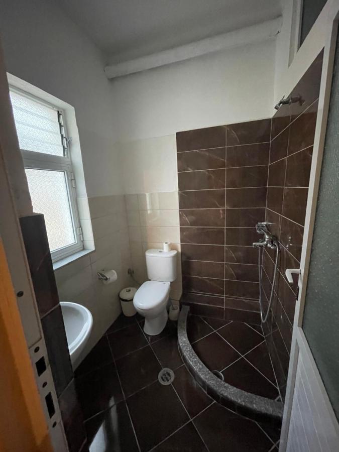 סרנדה Oni'S Apartments מראה חיצוני תמונה