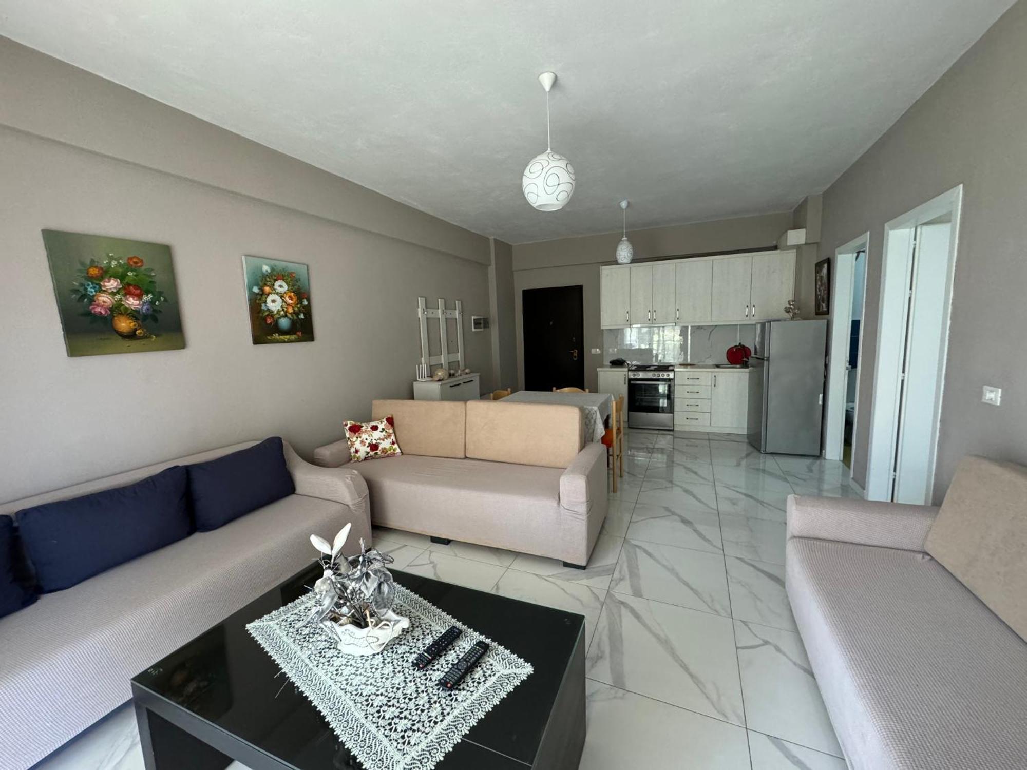 סרנדה Oni'S Apartments מראה חיצוני תמונה